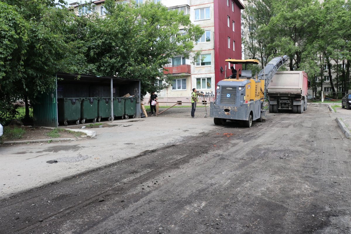 Ремонт межквартальных проездов идет полным ходом | 25.06.2024 | Уссурийск -  БезФормата